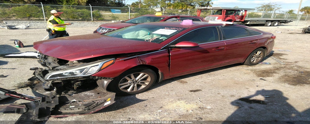 5NPE24AF9GH381497 2016 HYUNDAI SONATA photo no. 2