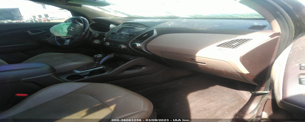KM8JU3AGXFU036877 2015 HYUNDAI TUCSON photo no. 5