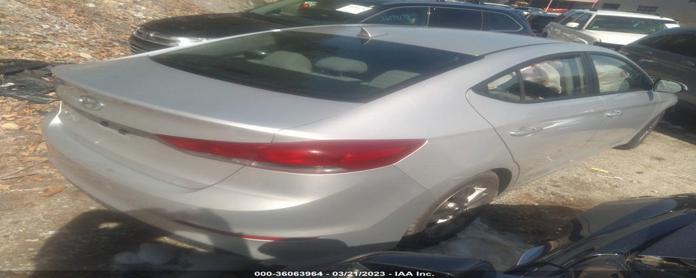 5NPD84LF1JH256492 2018 HYUNDAI ELANTRA photo no. 4