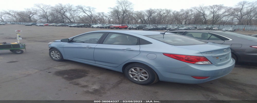 KMHCT4AE2DU536559 2013 HYUNDAI ACCENT photo no. 3