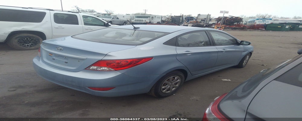 KMHCT4AE2DU536559 2013 HYUNDAI ACCENT photo no. 4