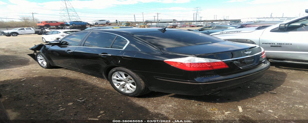 KMHGC4DE9AU076177 2010 HYUNDAI GENESIS photo no. 3