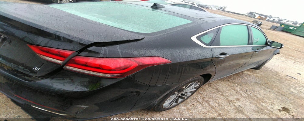 KMHGN4JE6FU097607 2015 HYUNDAI GENESIS photo no. 4