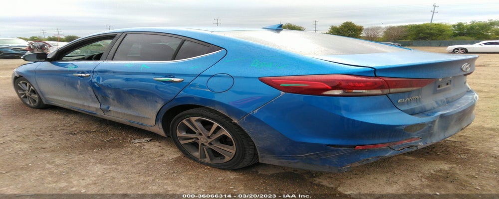 KMHD84LF6HU135498 2017 HYUNDAI ELANTRA photo no. 3