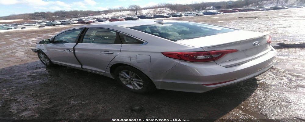 5NPE24AF5FH039978 2015 HYUNDAI SONATA photo no. 3