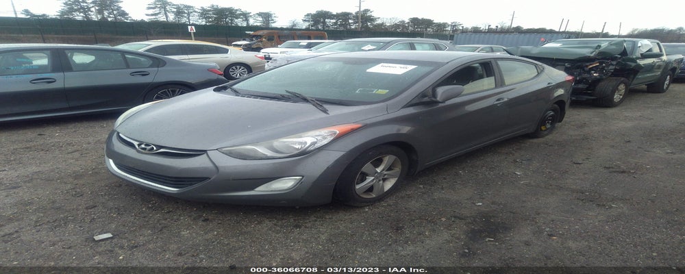 5NPDH4AE3DH185164 2013 HYUNDAI ELANTRA photo no. 2