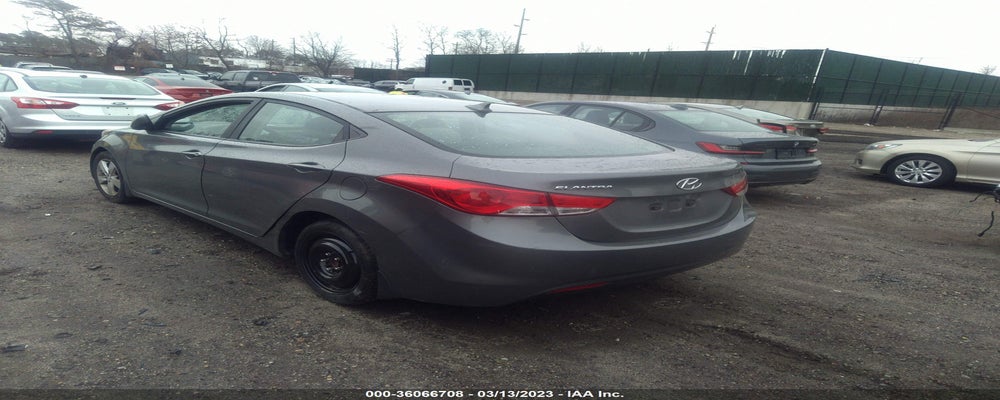 5NPDH4AE3DH185164 2013 HYUNDAI ELANTRA photo no. 3