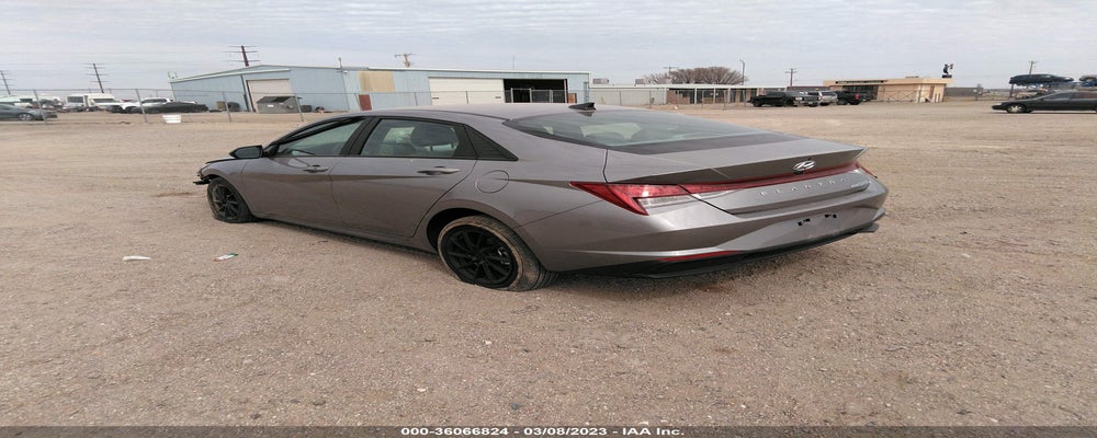 KMHLM4AJ3PU045979 2023 HYUNDAI ELANTRA HYBRID photo no. 3