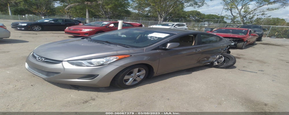 5NPDH4AE9DH214280 2013 HYUNDAI ELANTRA photo no. 2
