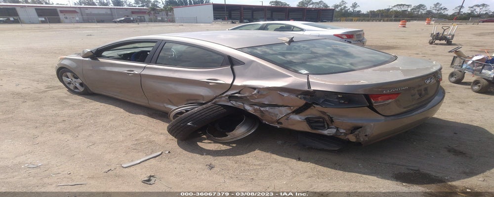 5NPDH4AE9DH214280 2013 HYUNDAI ELANTRA photo no. 3