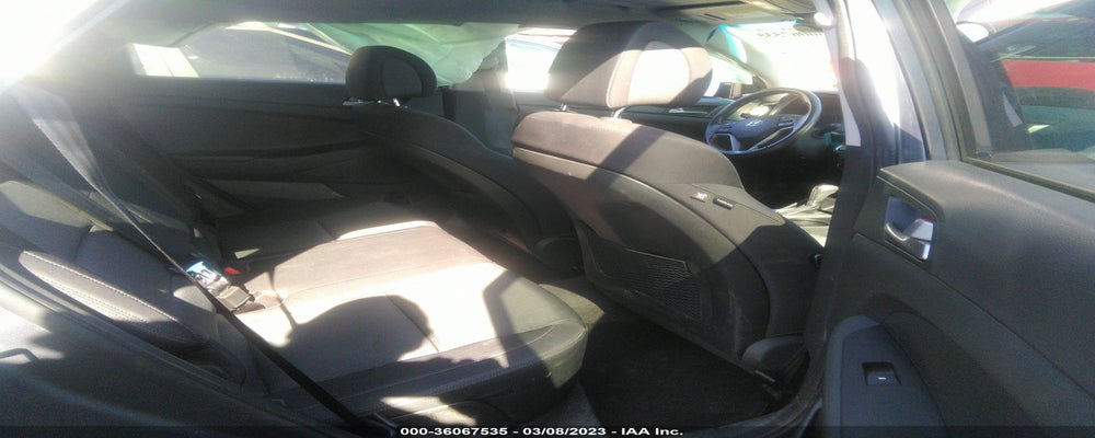 KM8J33A21HU589671 2017 HYUNDAI TUCSON photo no. 8