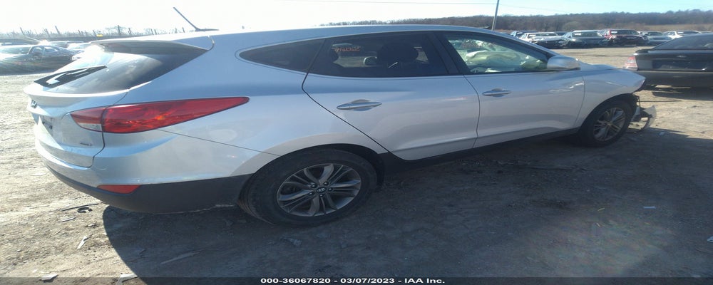 KM8JTCAF5FU968138 2015 HYUNDAI TUCSON photo no. 4
