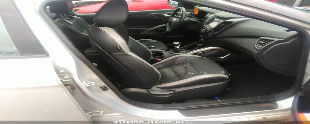 KMHTC6AE9GU256637 2016 HYUNDAI VELOSTER photo no. 5
