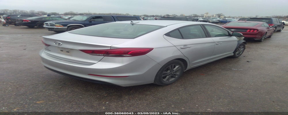 5NPD84LFXJH245023 2018 HYUNDAI ELANTRA photo no. 4