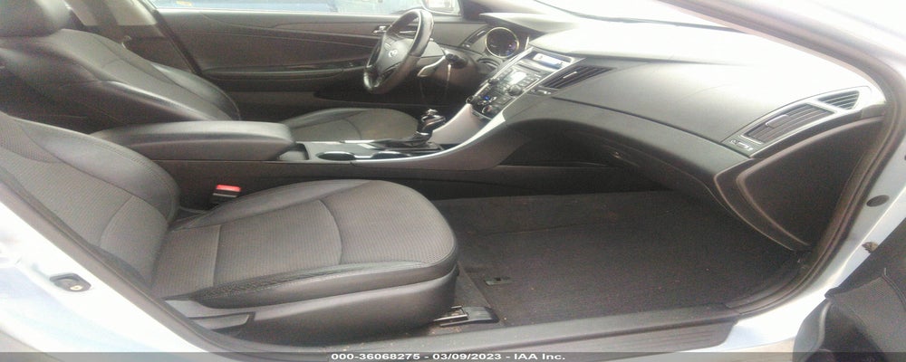 5NPEC4AC2BH141042 2011 HYUNDAI SONATA photo no. 5