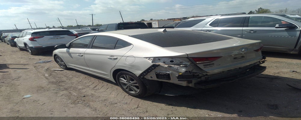 5NPD84LF6JH247125 2018 HYUNDAI ELANTRA photo no. 3