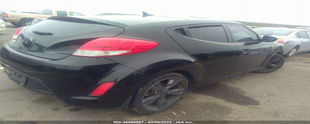 KMHTC6AD5CU067923 2012 HYUNDAI VELOSTER photo no. 4