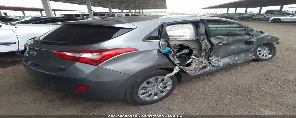 KMHD35LH9HU380754 2017 HYUNDAI ELANTRA GT photo no. 4