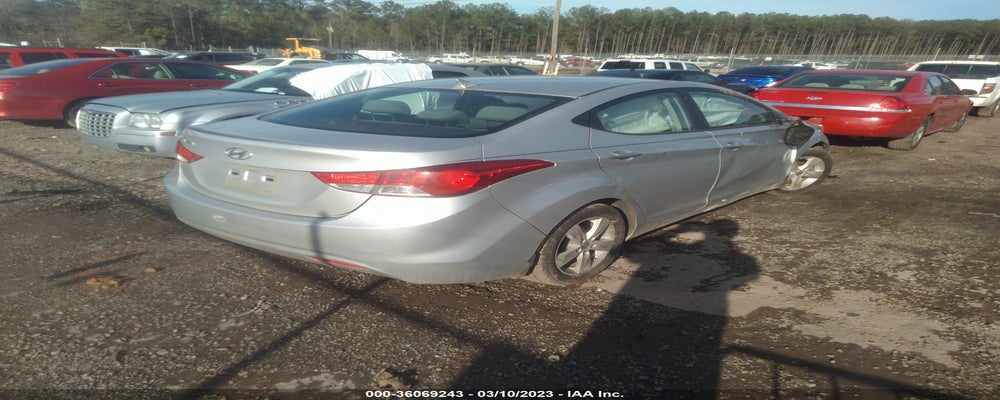 KMHDH4AE9DU981046 2013 HYUNDAI ELANTRA photo no. 4