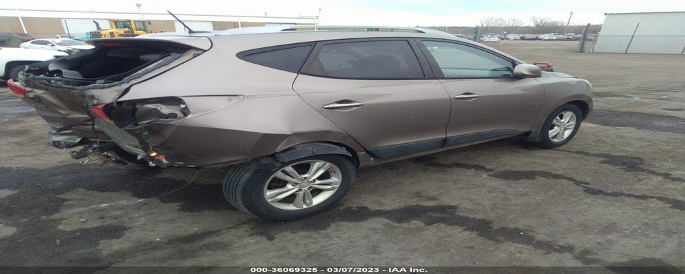 KM8JU3AC6BU171622 2011 HYUNDAI TUCSON photo no. 4
