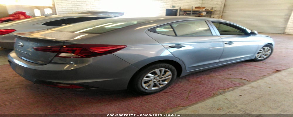 KMHD74LF0KU852621 2019 HYUNDAI ELANTRA photo no. 4