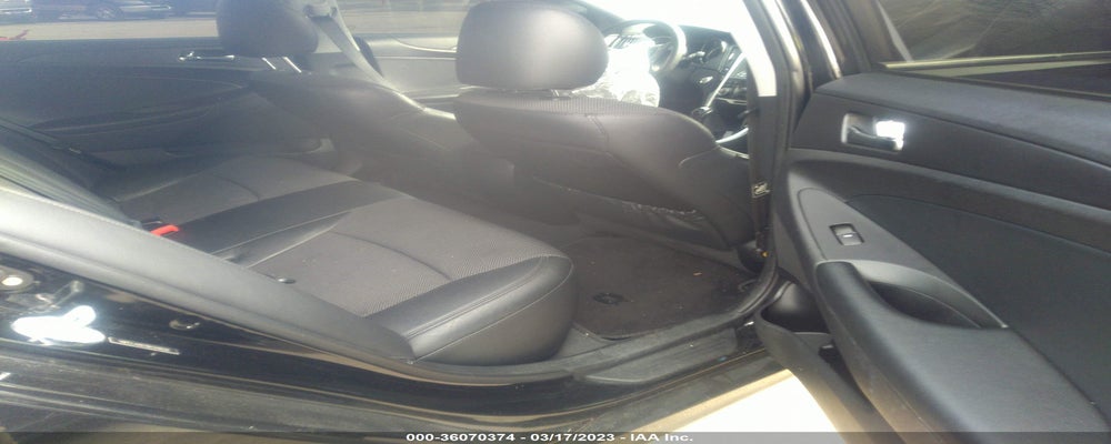 5NPEC4AB7BH318028 2011 HYUNDAI SONATA photo no. 8