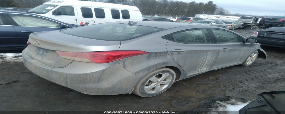 KMHDH4AE5BU136465 2011 HYUNDAI ELANTRA photo no. 4