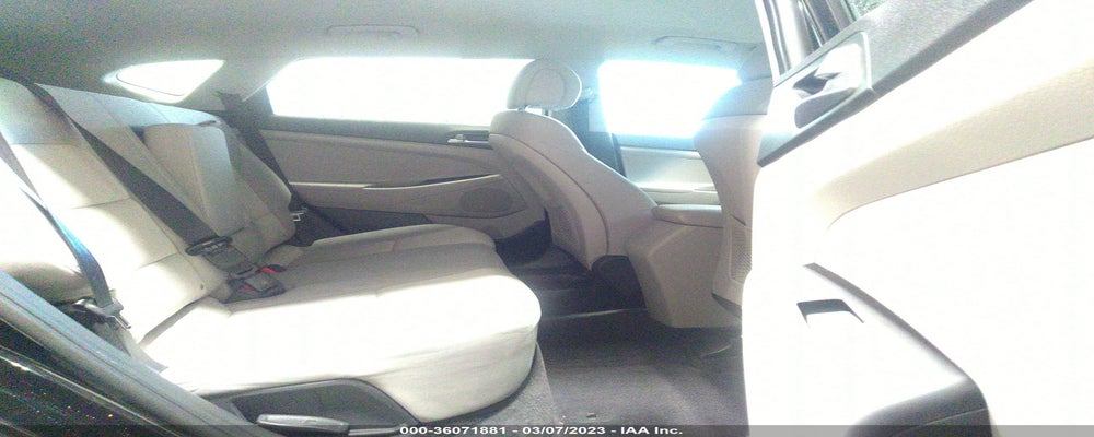 KM8J3CA42HU313632 2017 HYUNDAI TUCSON photo no. 8