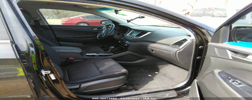 KM8J33A25HU378442 2017 HYUNDAI TUCSON photo no. 5