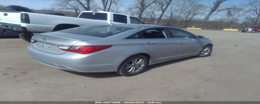 5NPEB4AC6DH584414 2013 HYUNDAI SONATA photo no. 4