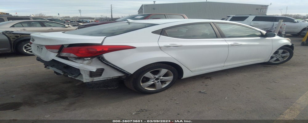 5NPDH4AE5DH261449 2013 HYUNDAI ELANTRA photo no. 4