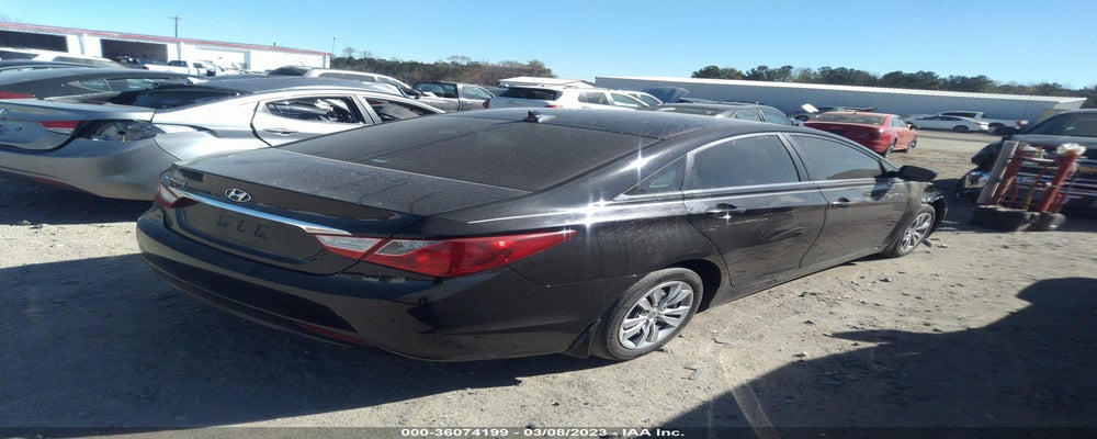 5NPEB4AC9BH103133 2011 HYUNDAI SONATA photo no. 4