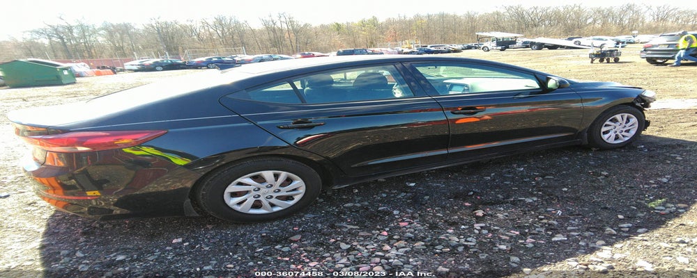 5NPD74LFXJH389464 2018 HYUNDAI ELANTRA photo no. 4