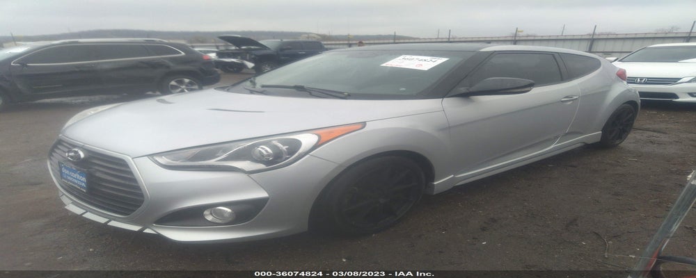 KMHTC6AE9FU235088 2015 HYUNDAI VELOSTER photo no. 2