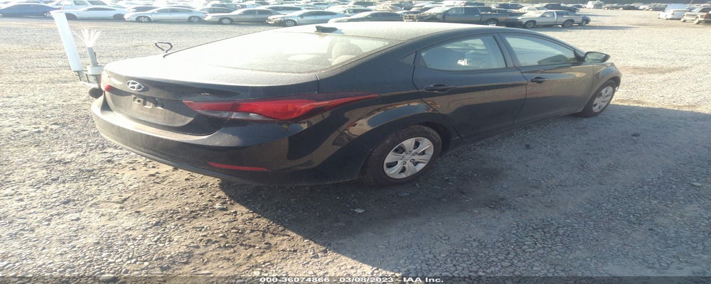 5NPDH4AE9GH736945 2016 HYUNDAI ELANTRA photo no. 4
