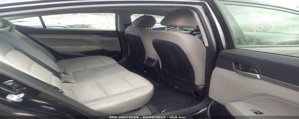 5NPD84LF7HH016065 2017 HYUNDAI ELANTRA photo no. 8