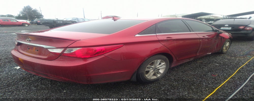 5NPEB4AC9DH729557 2013 HYUNDAI SONATA photo no. 4
