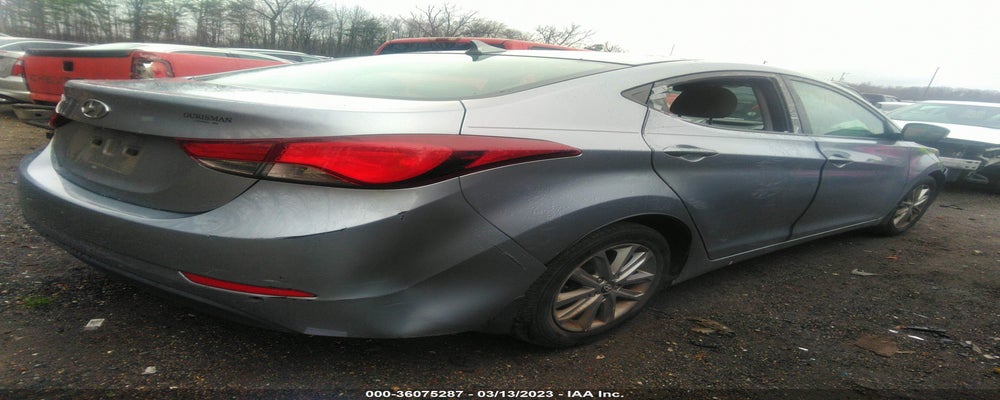 5NPDH4AE2FH558259 2015 HYUNDAI ELANTRA photo no. 4