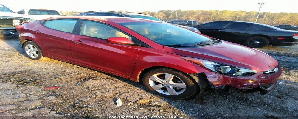 5NPDH4AE0DH240217 2013 HYUNDAI ELANTRA photo no. 5