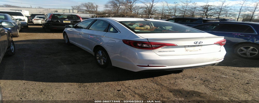 5NPE24AF8GH375030 2016 HYUNDAI SONATA photo no. 3