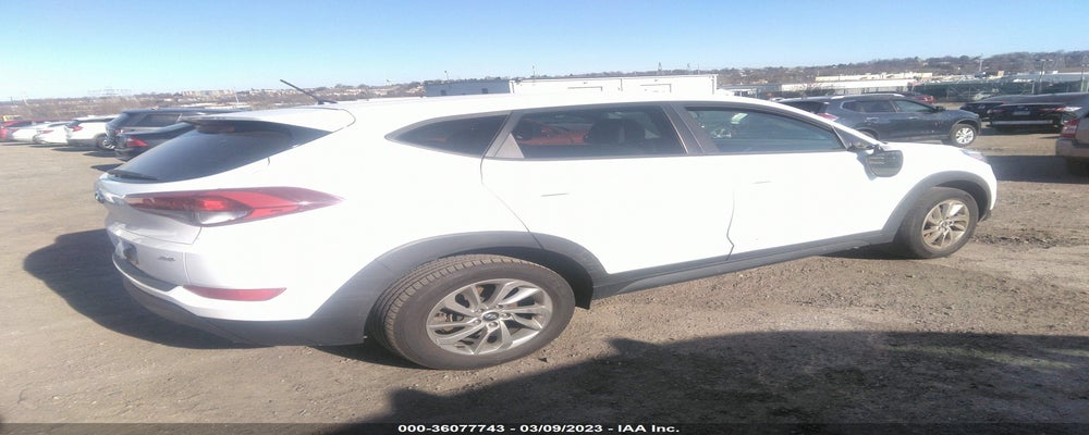KM8J2CA42JU662718 2018 HYUNDAI TUCSON photo no. 4
