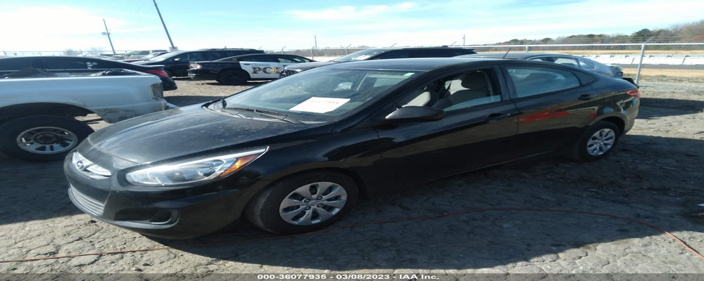 KMHCT4AE1HU358889 2017 HYUNDAI ACCENT photo no. 2