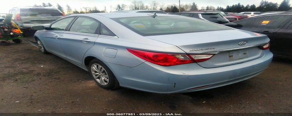 5NPEB4ACXCH464095 2012 HYUNDAI SONATA photo no. 3