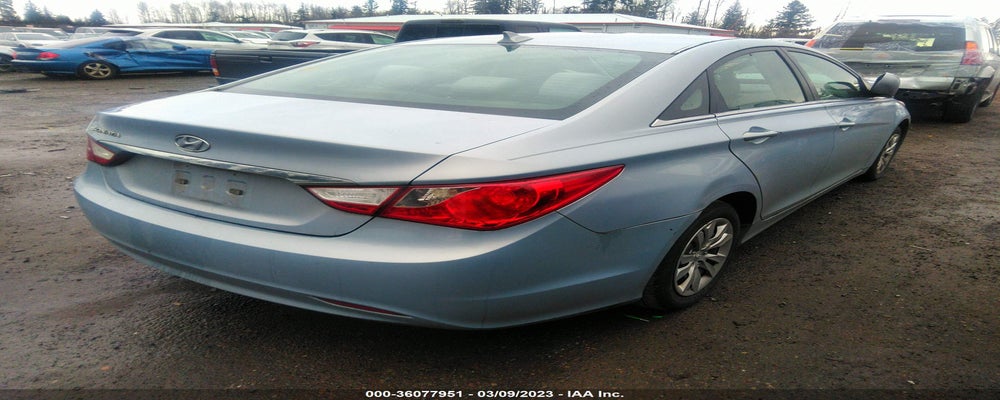 5NPEB4ACXCH464095 2012 HYUNDAI SONATA photo no. 4