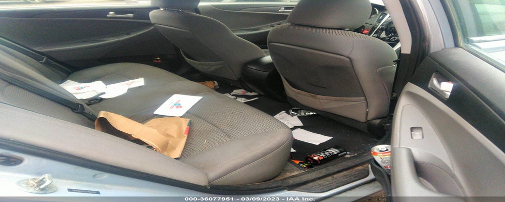 5NPEB4ACXCH464095 2012 HYUNDAI SONATA photo no. 8