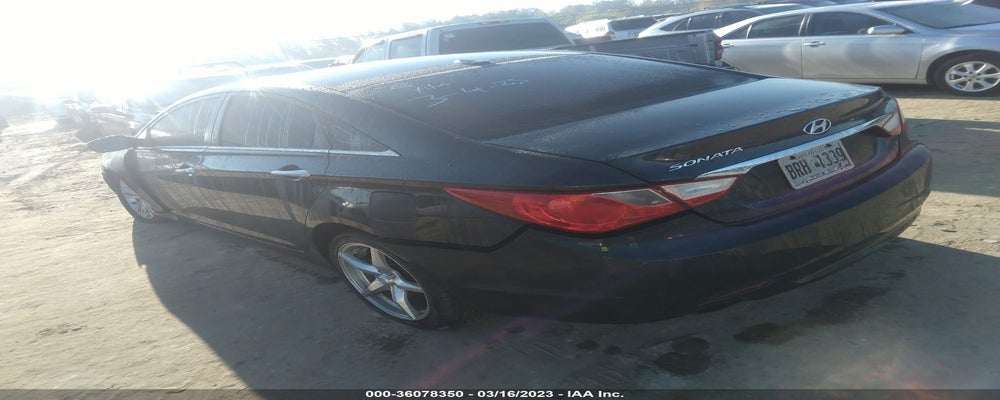 5NPEC4AC7BH232212 2011 HYUNDAI SONATA photo no. 3