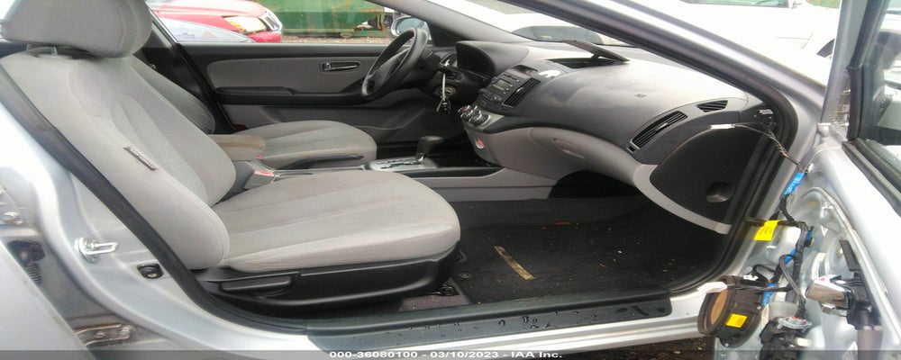 KMHDU4AD6AU014697 2010 HYUNDAI ELANTRA photo no. 5