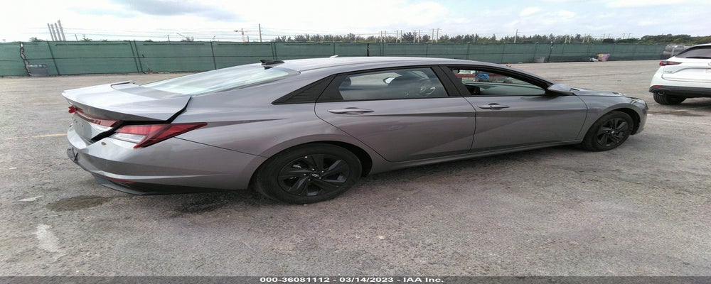 KMHLM4AG4PU451354 2023 HYUNDAI ELANTRA photo no. 4