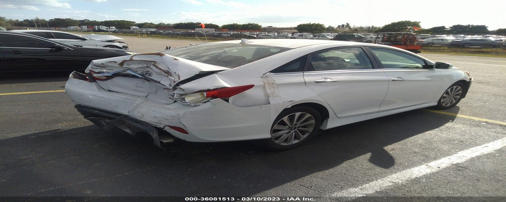 5NPEC4AB1EH934540 2014 HYUNDAI SONATA photo no. 4
