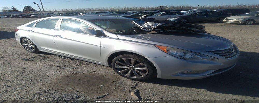 5NPEC4AB3BH208612 2011 HYUNDAI SONATA photo no. 2